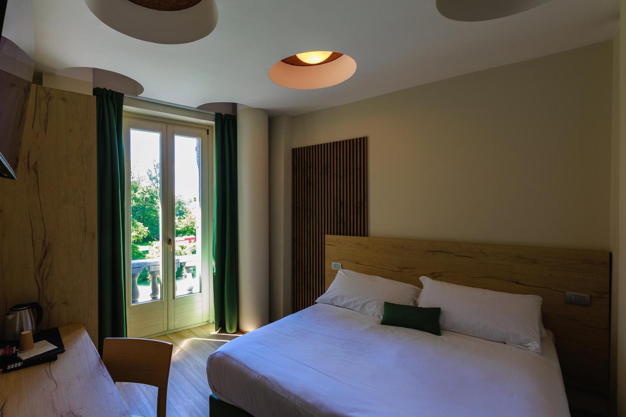 Botanique Hotel Vergani Fara Gera dʼAdda Buitenkant foto