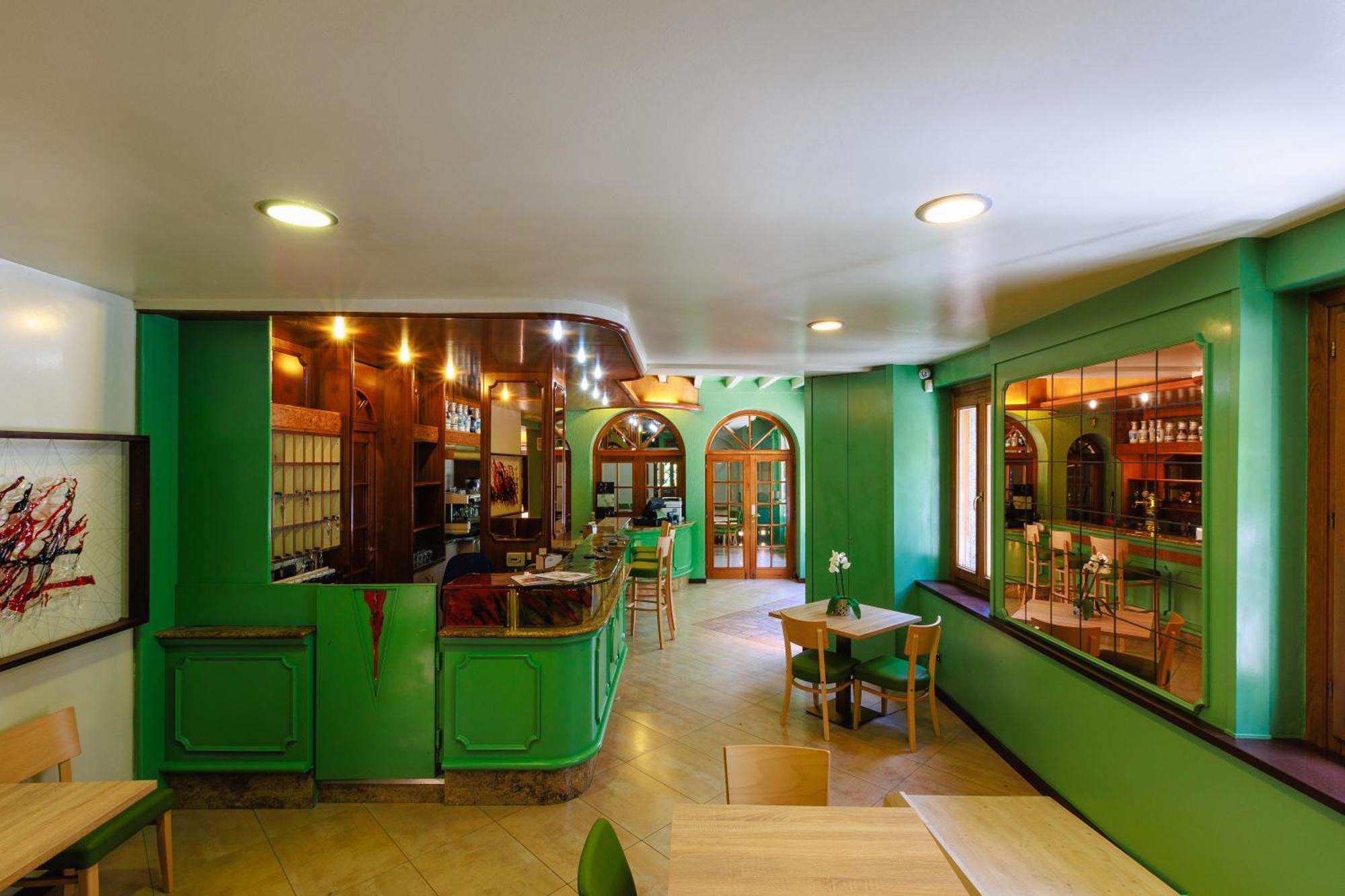Botanique Hotel Vergani Fara Gera dʼAdda Buitenkant foto