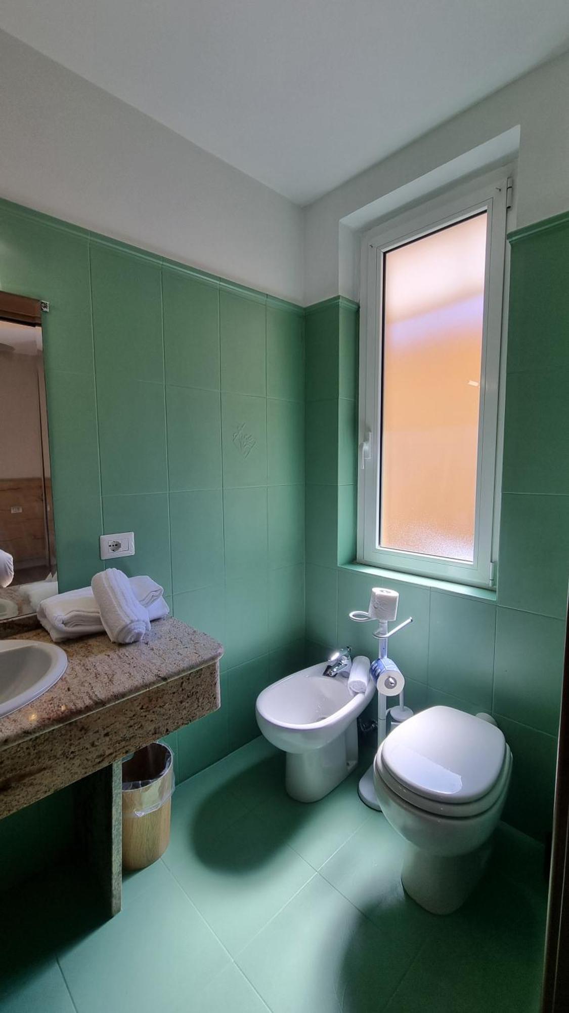 Botanique Hotel Vergani Fara Gera dʼAdda Buitenkant foto